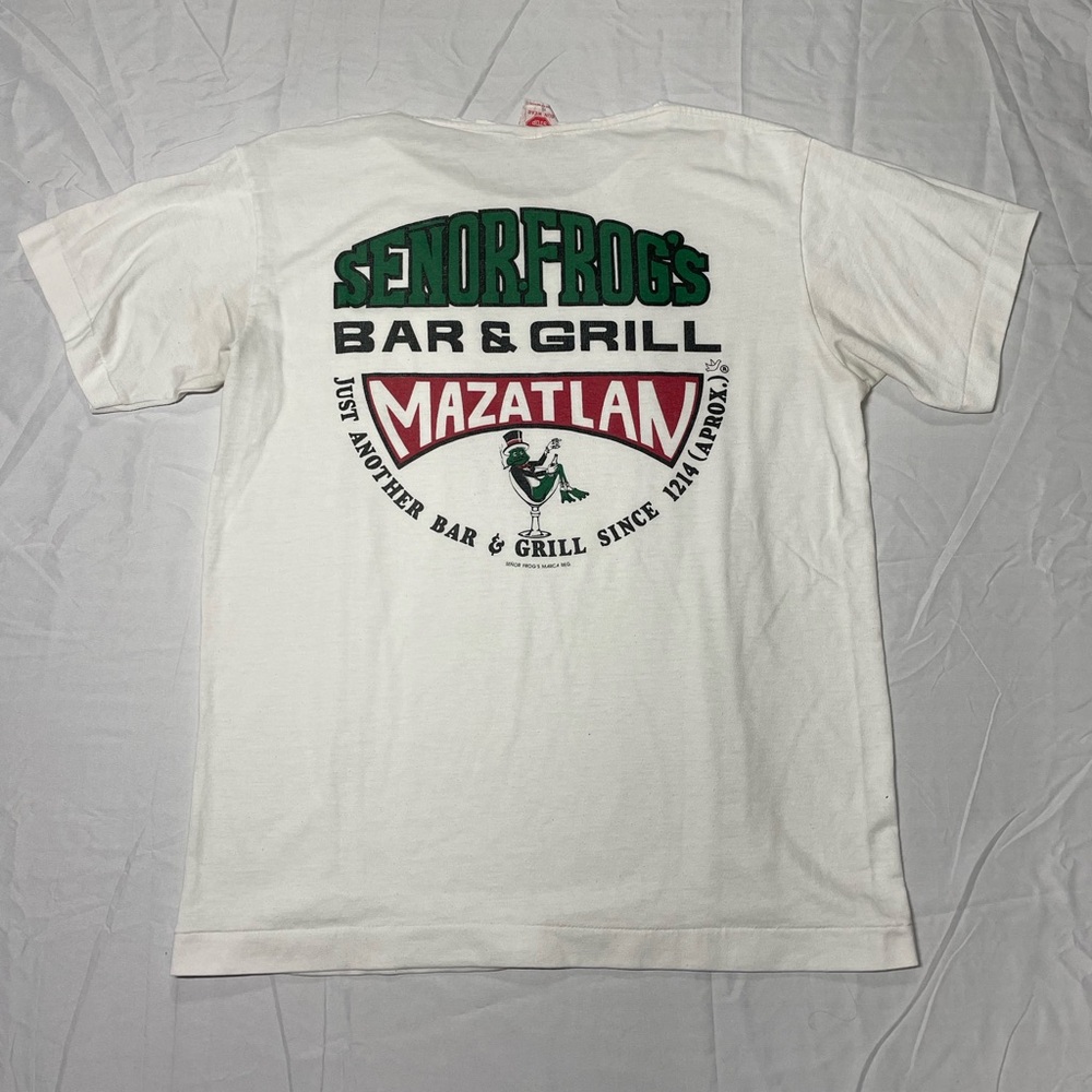 Vintage Señor Frogs Tee